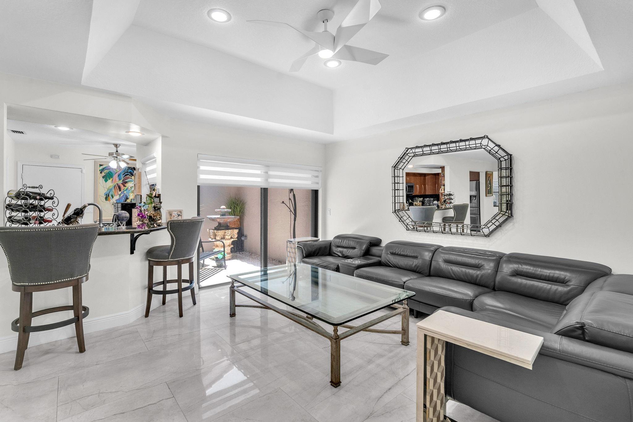 Jacaranda Area 933 97-47 - Residential