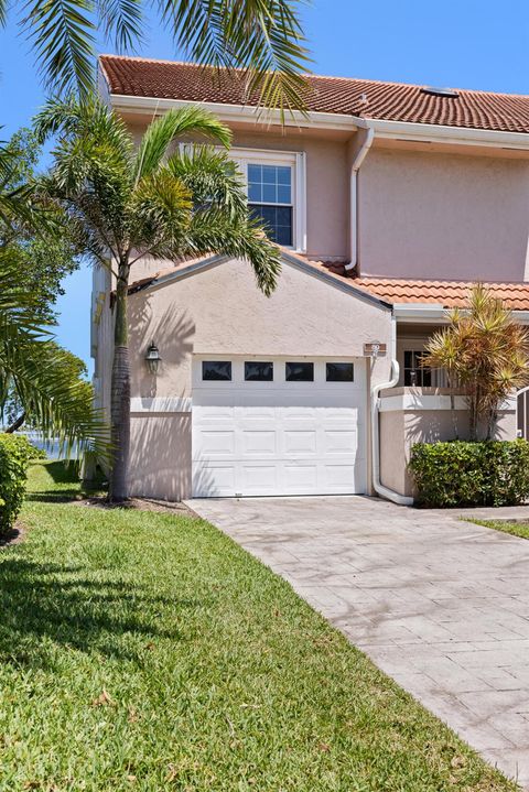 Townhouse in Hypoluxo FL 80 Lakeshore Drive Dr 1.jpg