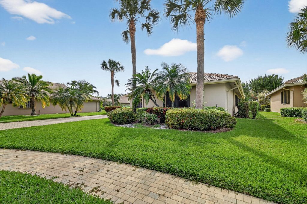 Photo of 8046 Via Grande, Boynton Beach, FL 33437 (MLS # R11169597)