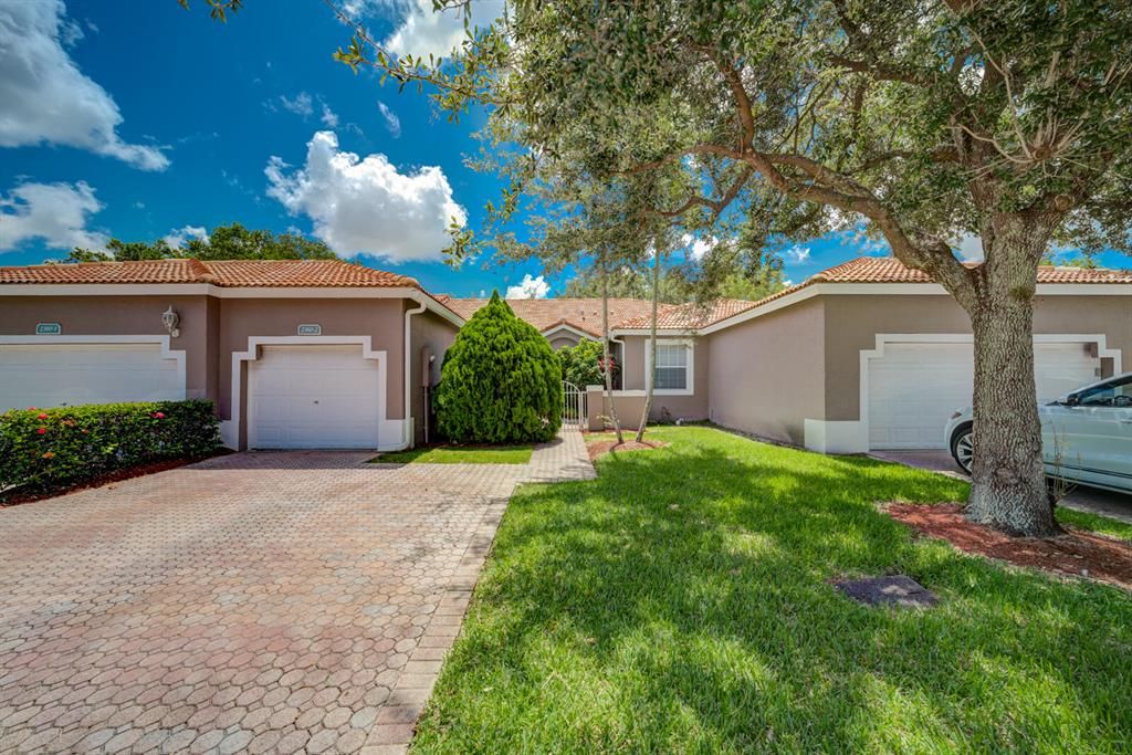 Photo of 2380 E Aragon Boulevard #2, Sunrise, FL 33313 (MLS # R10680109)