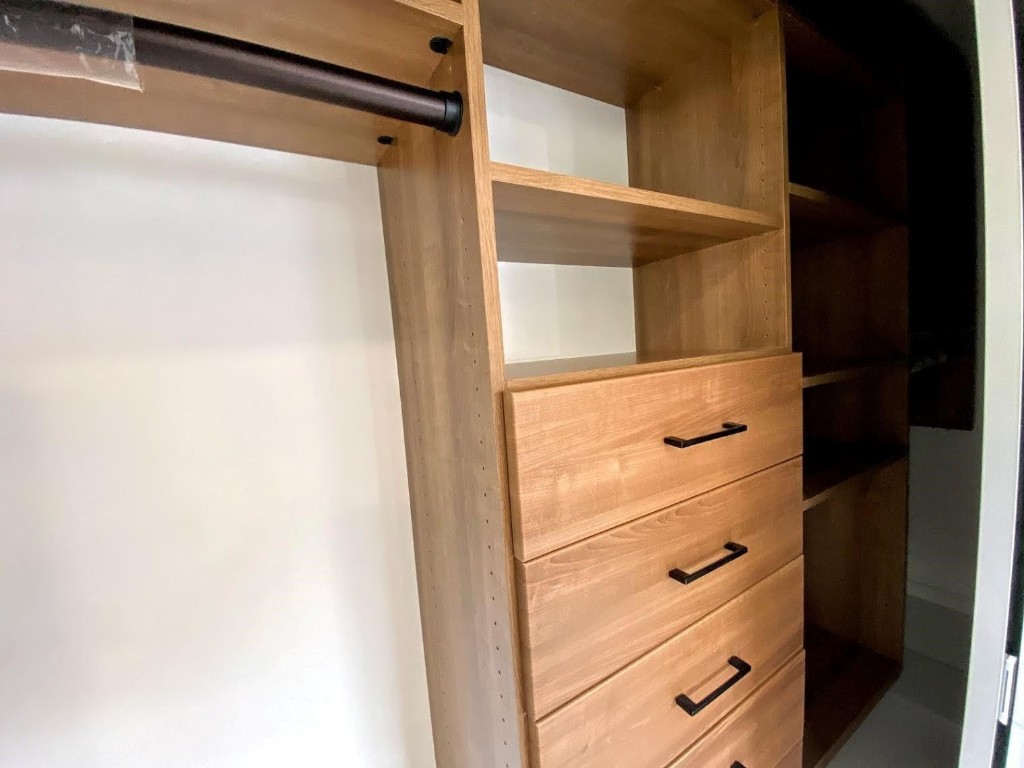 AMADALE - Residential Lease