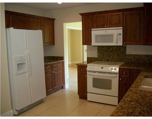 SUNSHINE RANCHES - Residential Lease