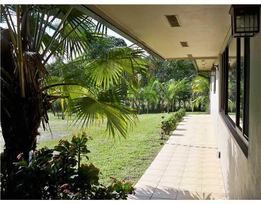 SUNSHINE RANCHES - Residential Lease