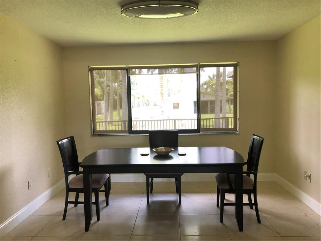 SUNSHINE RANCHES - Residential Lease