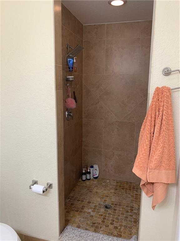 SUNSHINE RANCHES - Residential Lease