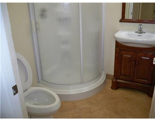 SUNSHINE RANCHES - Residential Lease