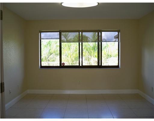SUNSHINE RANCHES - Residential Lease