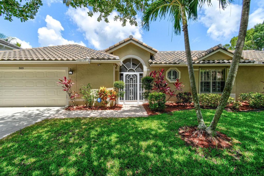 Photo of 303 Hardwood Point, Jupiter, FL 33458 (MLS # R11108509)