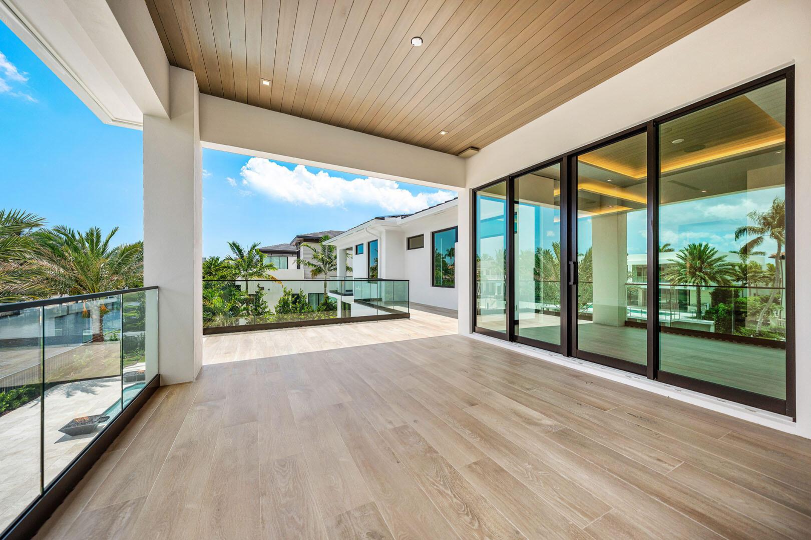 ROYAL PALM YACHT & COUNTR - Residential