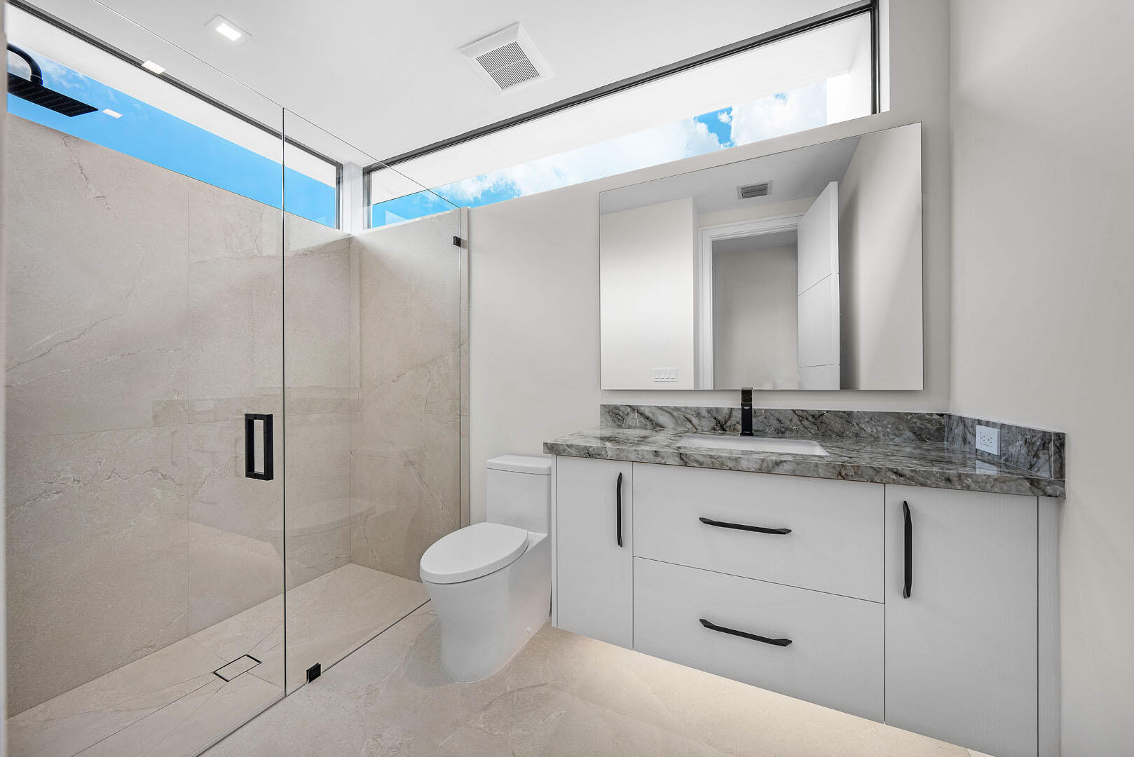 ROYAL PALM YACHT & COUNTR - Residential