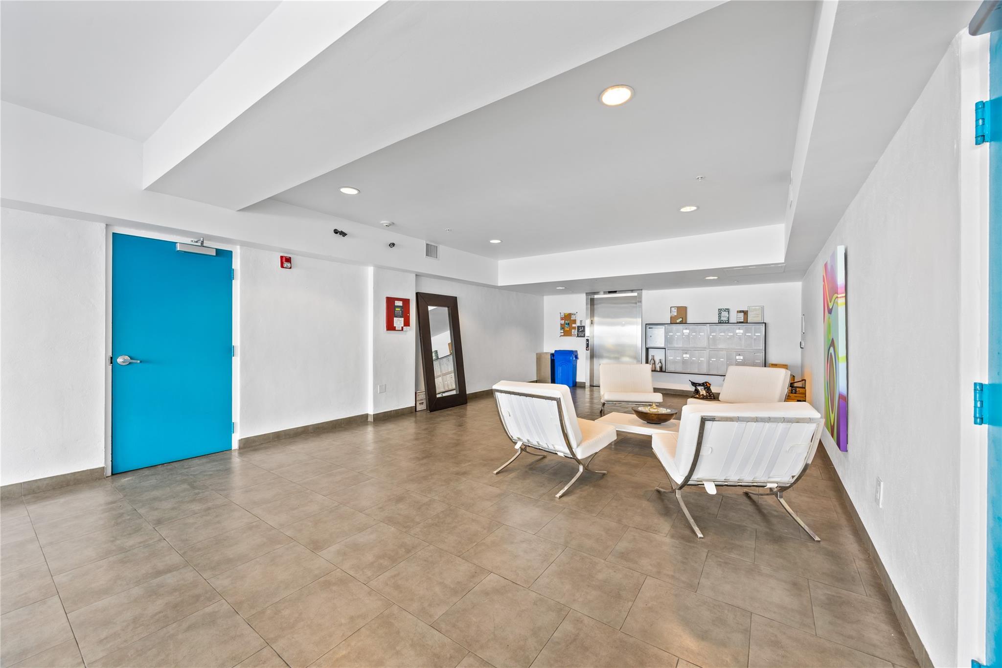 7744 Collins Ave 20