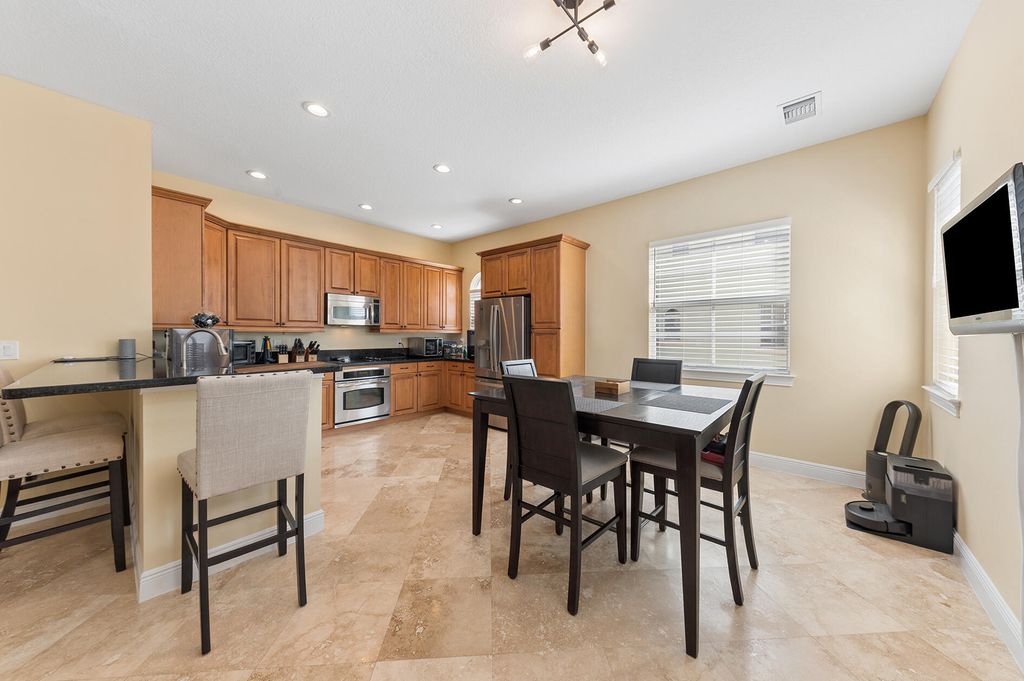 Photo of 41 Via Floresta Drive, Boca Raton, FL 33487 (MLS # B26013498)