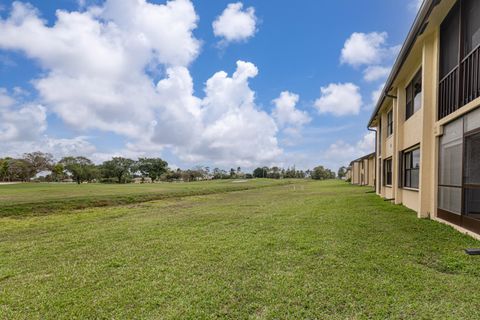 Tiny photo for 4702 E Lucerne Lakes Blvd Boulevard E #103, Lake Worth, FL 33467 (MLS # B26013725)