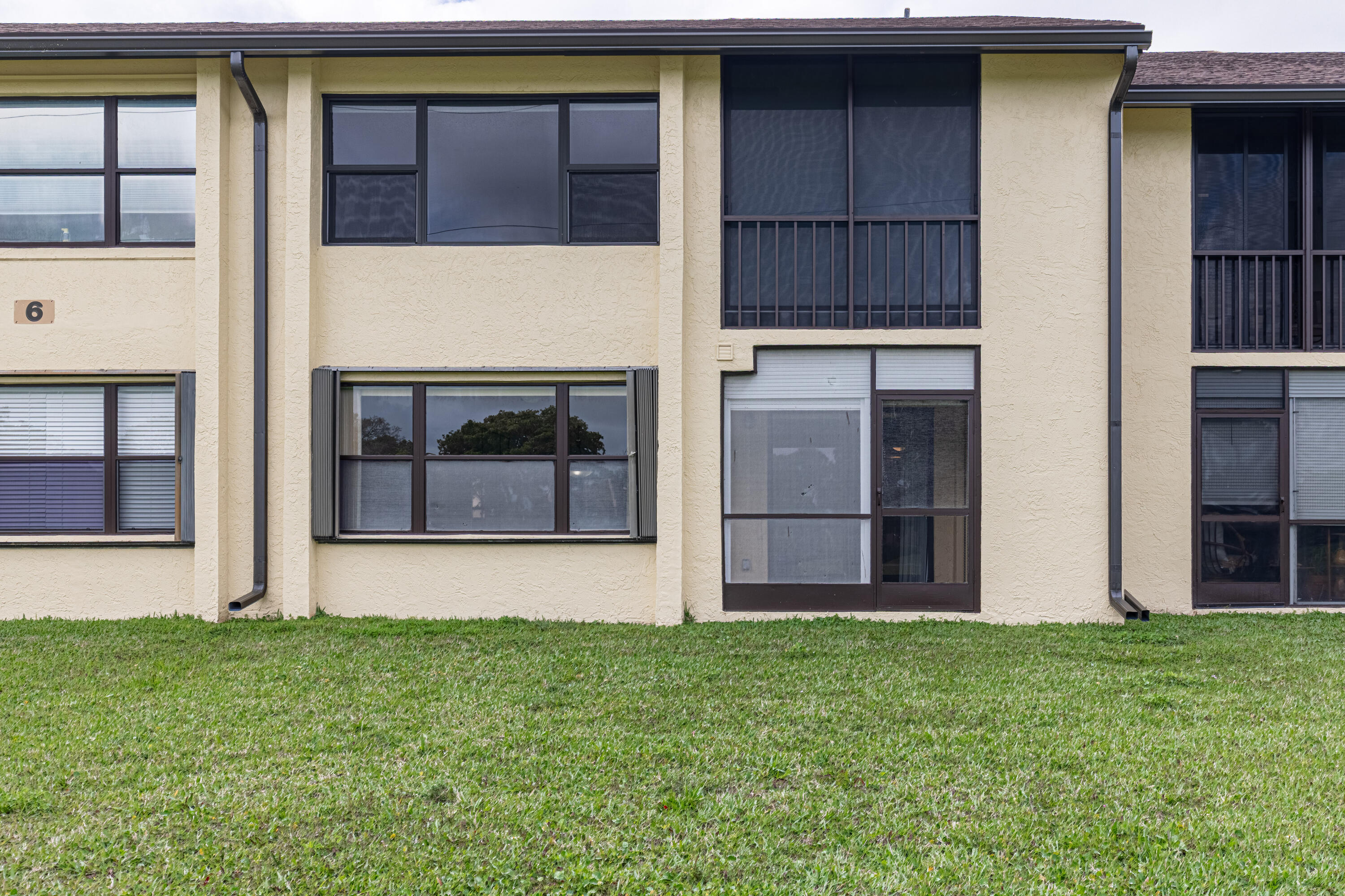 LUCERNE GREENS CONDO - Residential