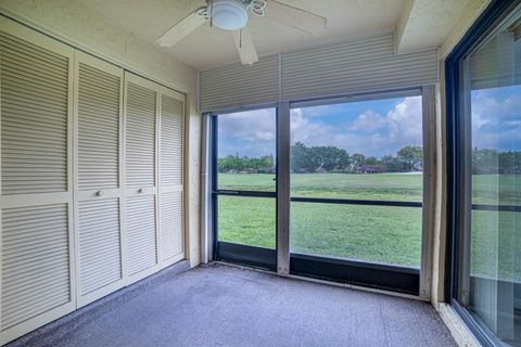 Tiny photo for 4702 E Lucerne Lakes Blvd Boulevard E #103, Lake Worth, FL 33467 (MLS # B26013725)