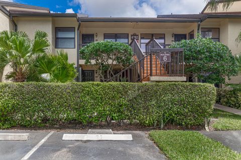 Tiny photo for 4702 E Lucerne Lakes Blvd Boulevard E #103, Lake Worth, FL 33467 (MLS # B26013725)