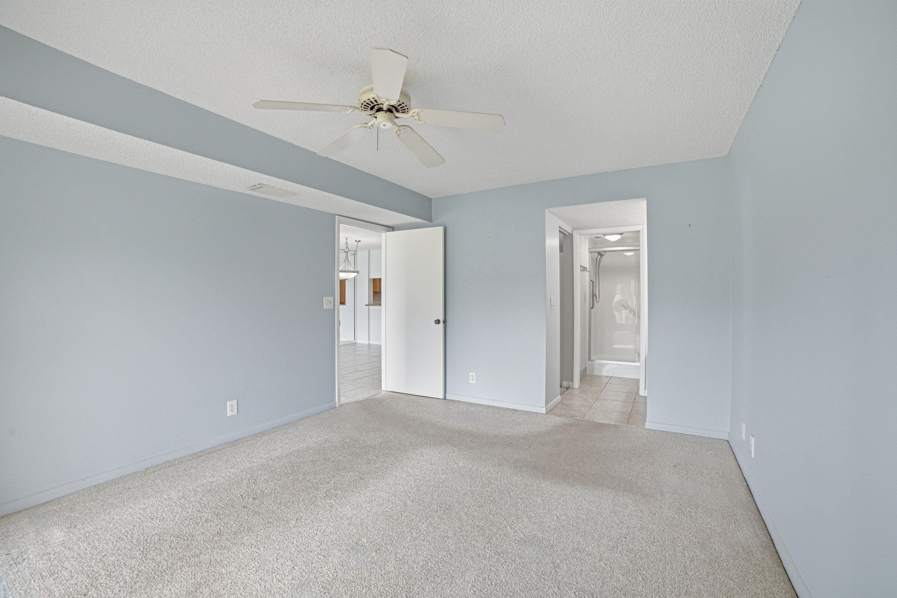 LUCERNE GREENS CONDO - Residential