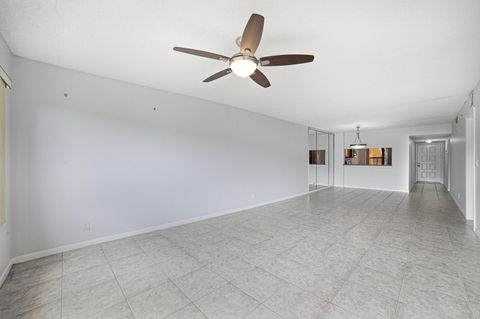 Tiny photo for 4702 E Lucerne Lakes Blvd Boulevard E #103, Lake Worth, FL 33467 (MLS # B26013725)