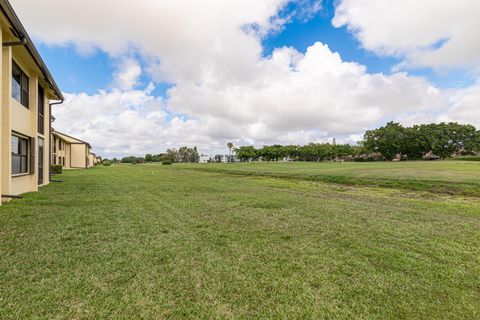 Tiny photo for 4702 E Lucerne Lakes Blvd Boulevard E #103, Lake Worth, FL 33467 (MLS # B26013725)