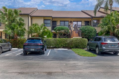 Tiny photo for 4702 E Lucerne Lakes Blvd Boulevard E #103, Lake Worth, FL 33467 (MLS # B26013725)