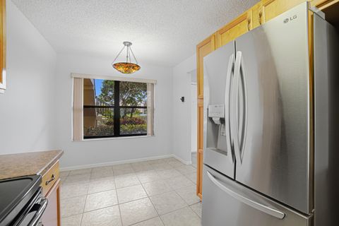 Tiny photo for 4702 E Lucerne Lakes Blvd Boulevard E #103, Lake Worth, FL 33467 (MLS # B26013725)
