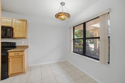 Tiny photo for 4702 E Lucerne Lakes Blvd Boulevard E #103, Lake Worth, FL 33467 (MLS # B26013725)