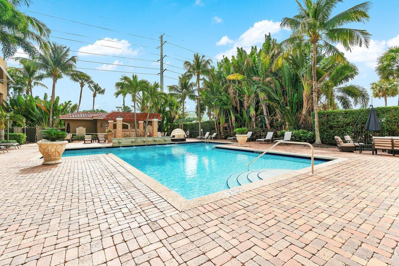 MONTECITO PALM BEACH CONDOMINIUM - Residential