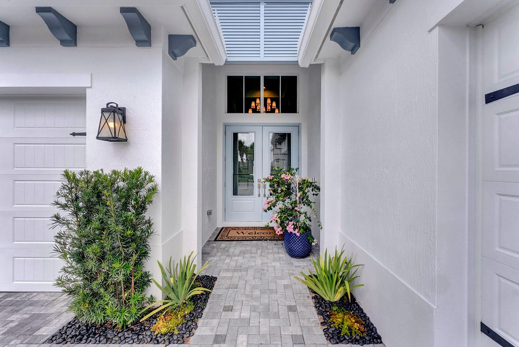 Photo of 12104 Waterstone Circle, Palm Beach Gardens, FL 33412 (MLS # B26000261)