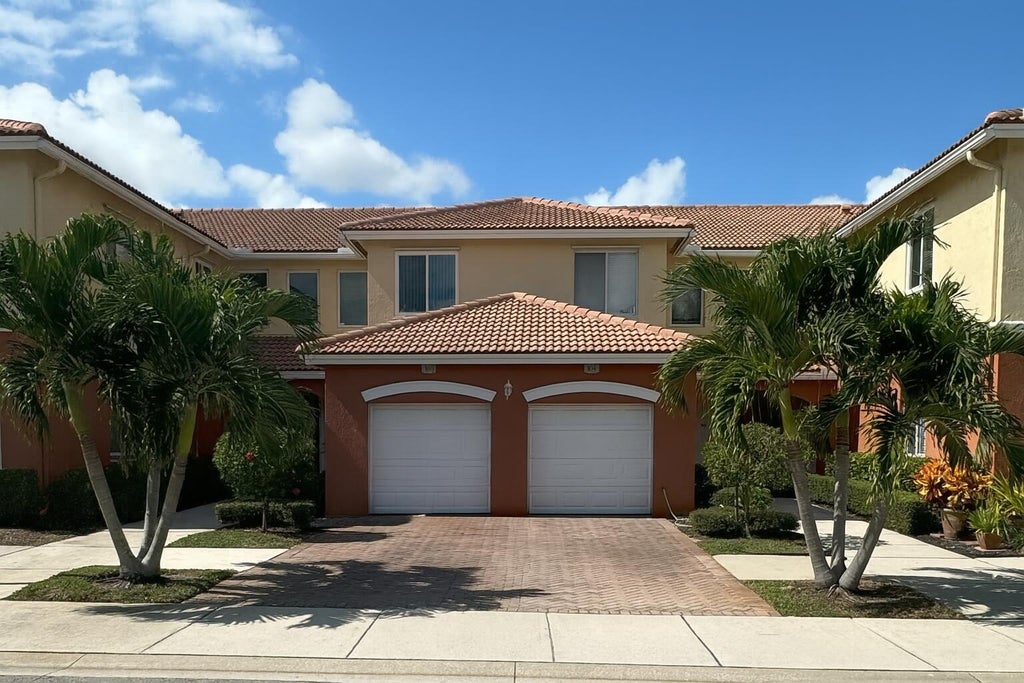 Photo of 45 SE Sedona Circle #103, Stuart, FL 34994 (MLS # R11106320)
