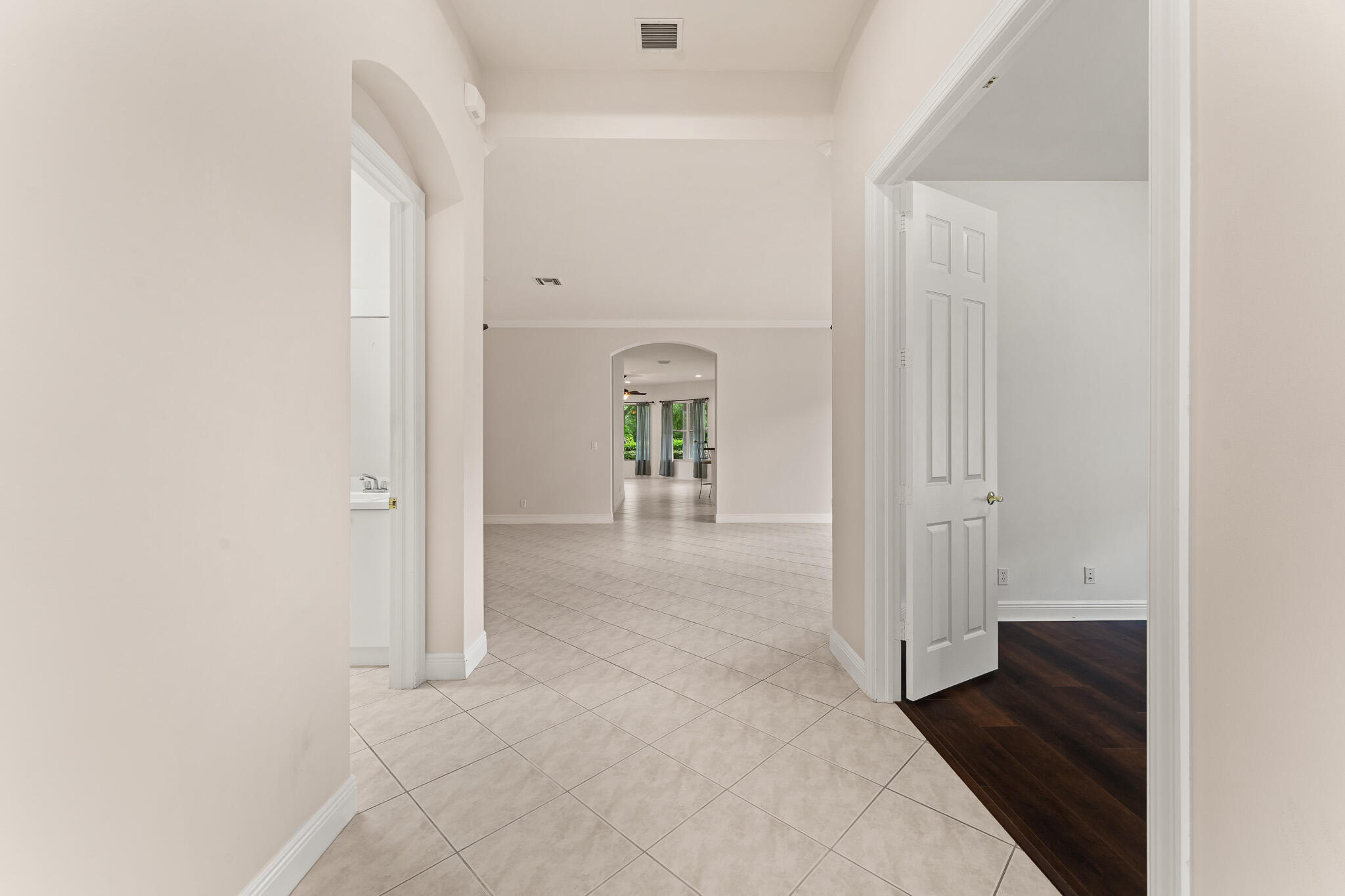 PALM COVE GOLF & YACHT CLUB - Residential