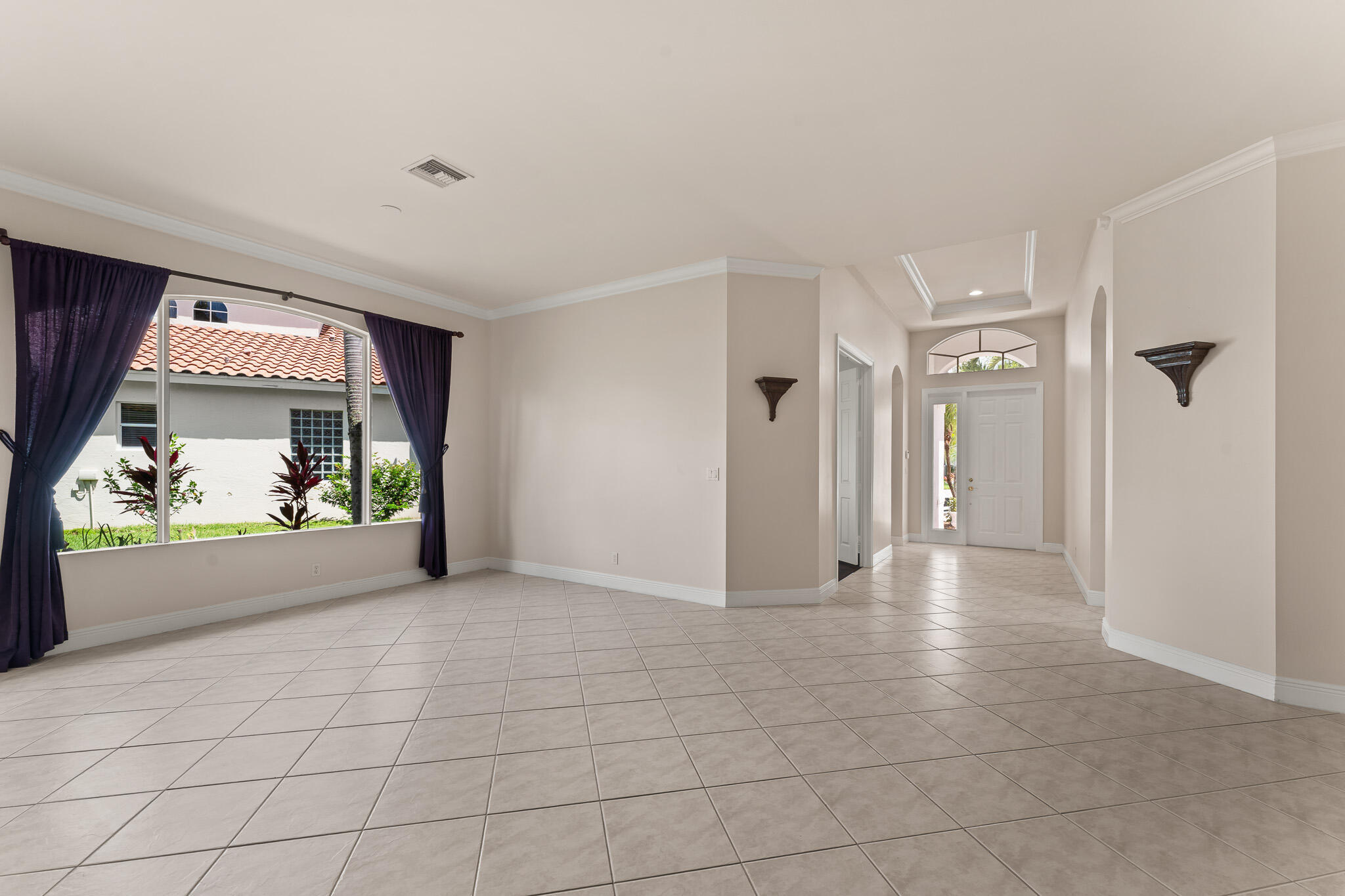 PALM COVE GOLF & YACHT CLUB - Residential