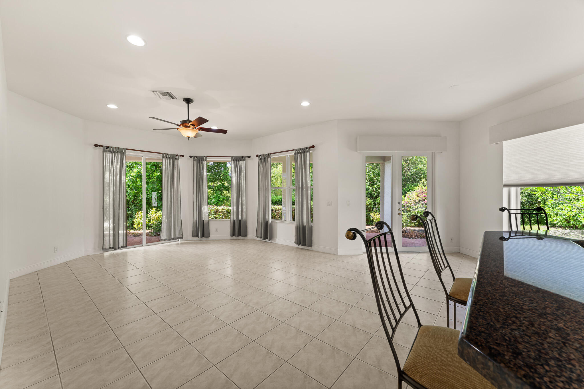 PALM COVE GOLF & YACHT CLUB - Residential