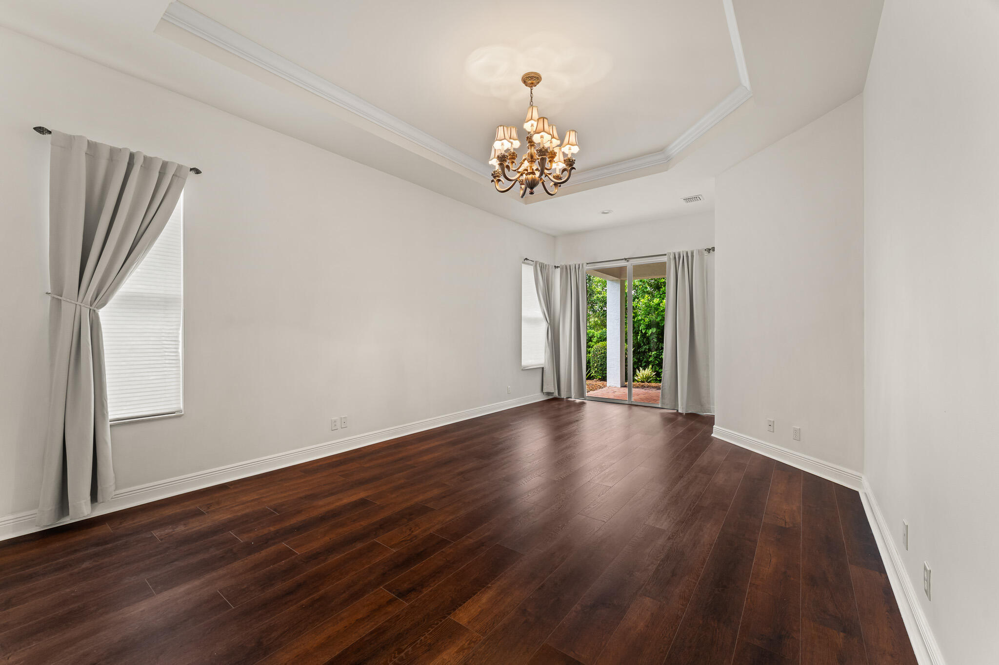 PALM COVE GOLF & YACHT CLUB - Residential
