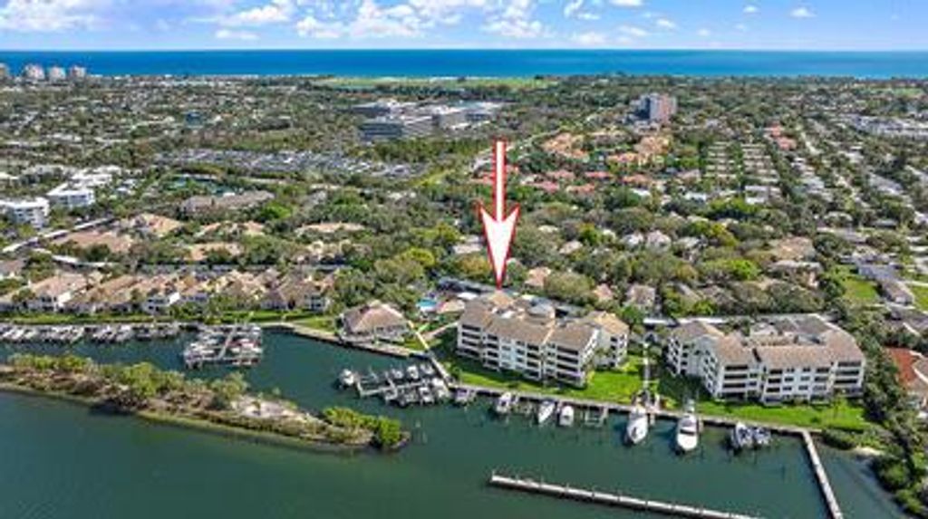 Photo of 827 Oak Harbour Drive #827, Juno Beach, FL 33408 (MLS # R11084157)