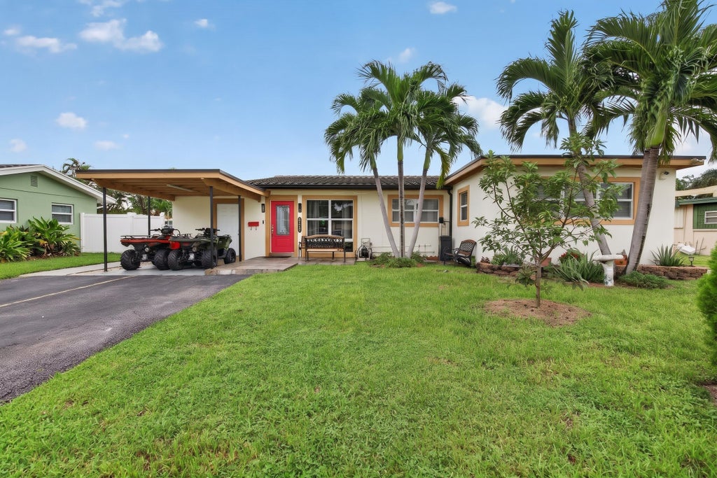 Photo of 3621 SW 23RD Street, Fort Lauderdale, FL 33312 (MLS # B26091364)
