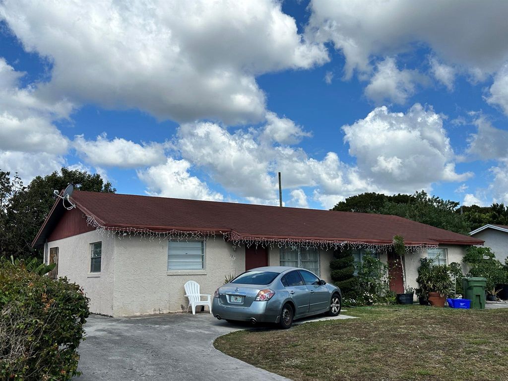 Photo of 3825 42nd Avenue S, Palm Springs, FL 33461 (MLS # R11083887)