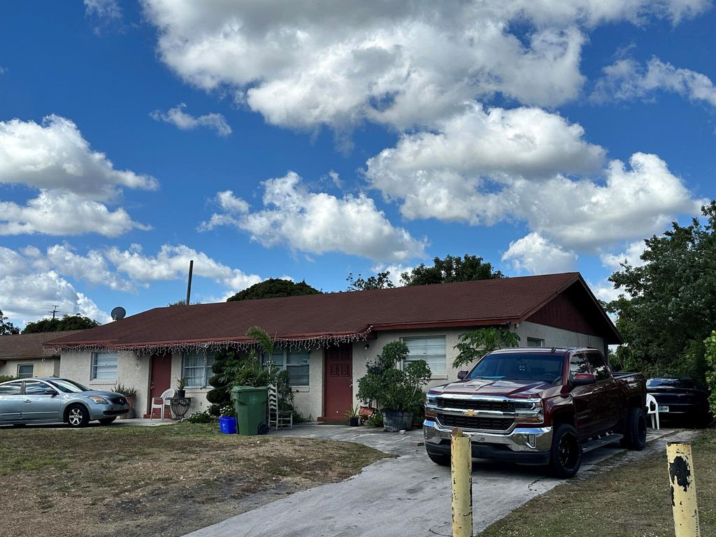 Photo of 3825 42nd Avenue S, Palm Springs, FL 33461 (MLS # R11083887)