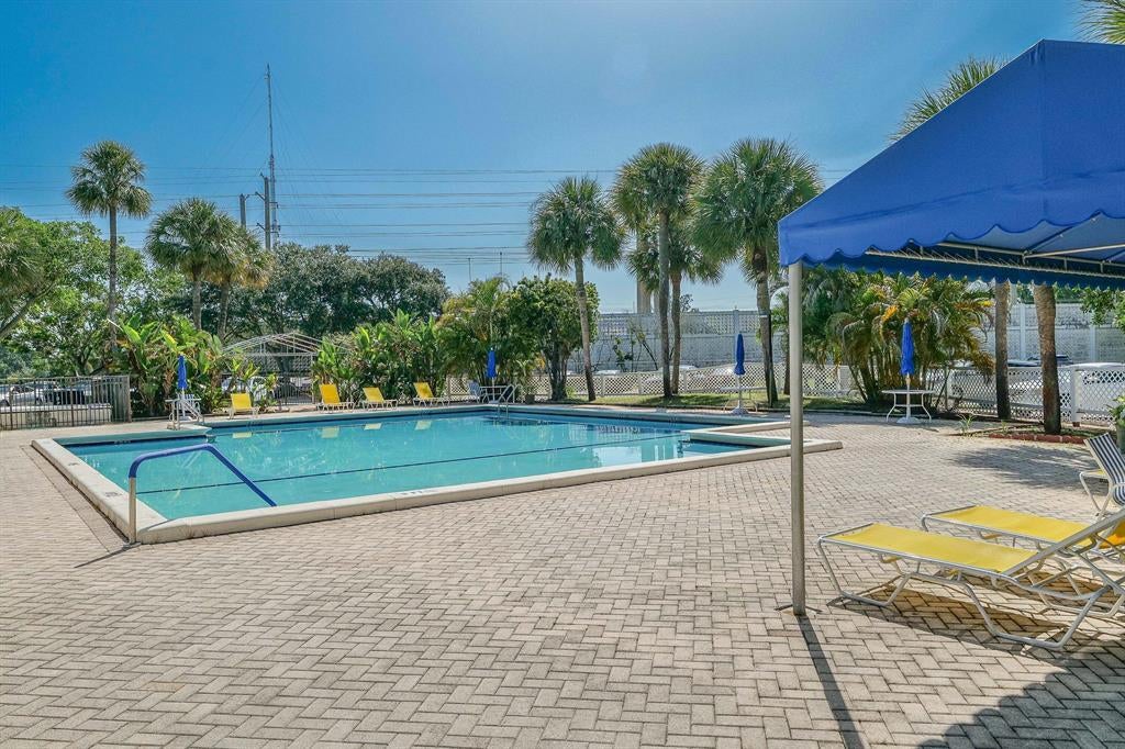 5570 NW 44th Street 504-A