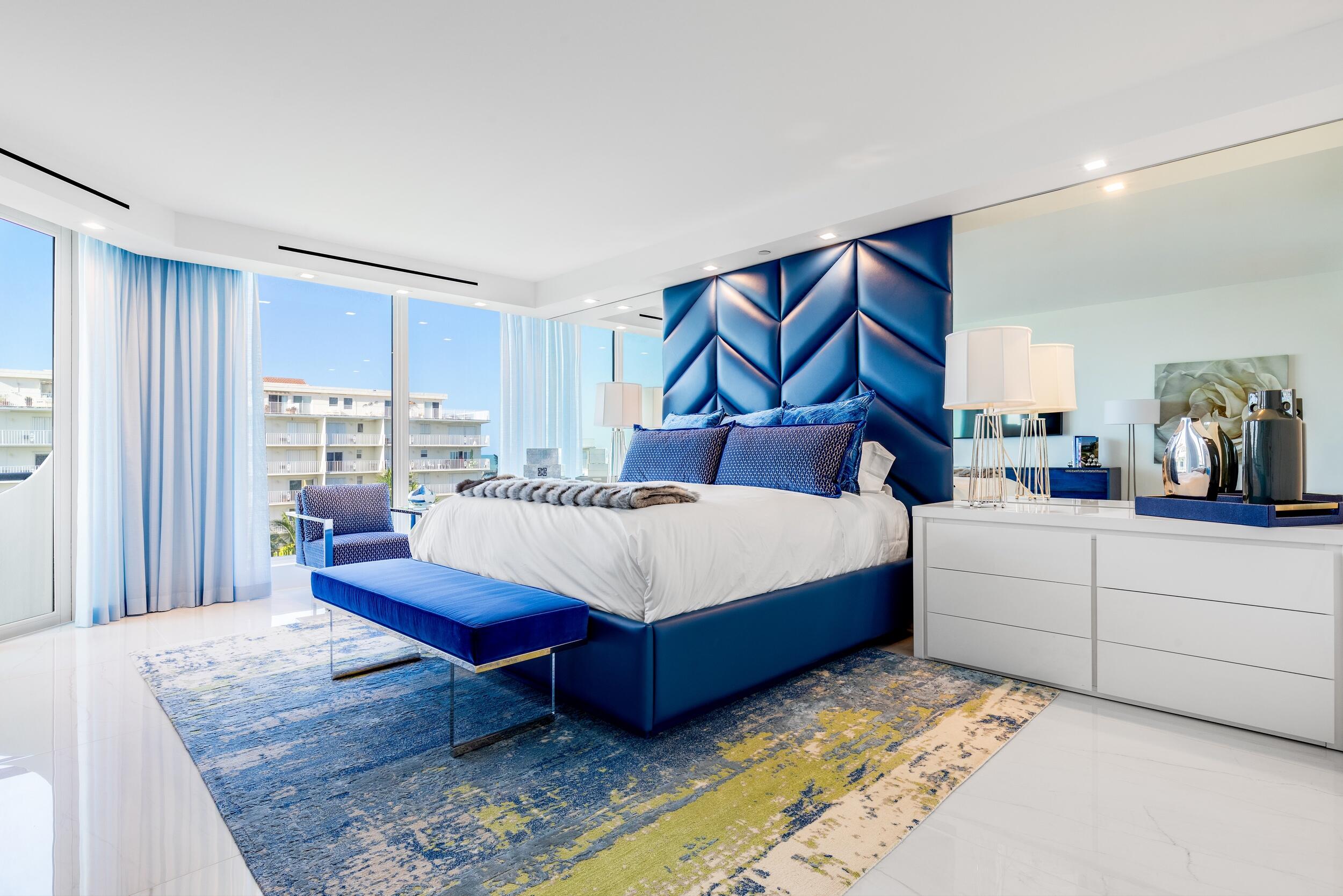 Palm Beach Hampton - Residential