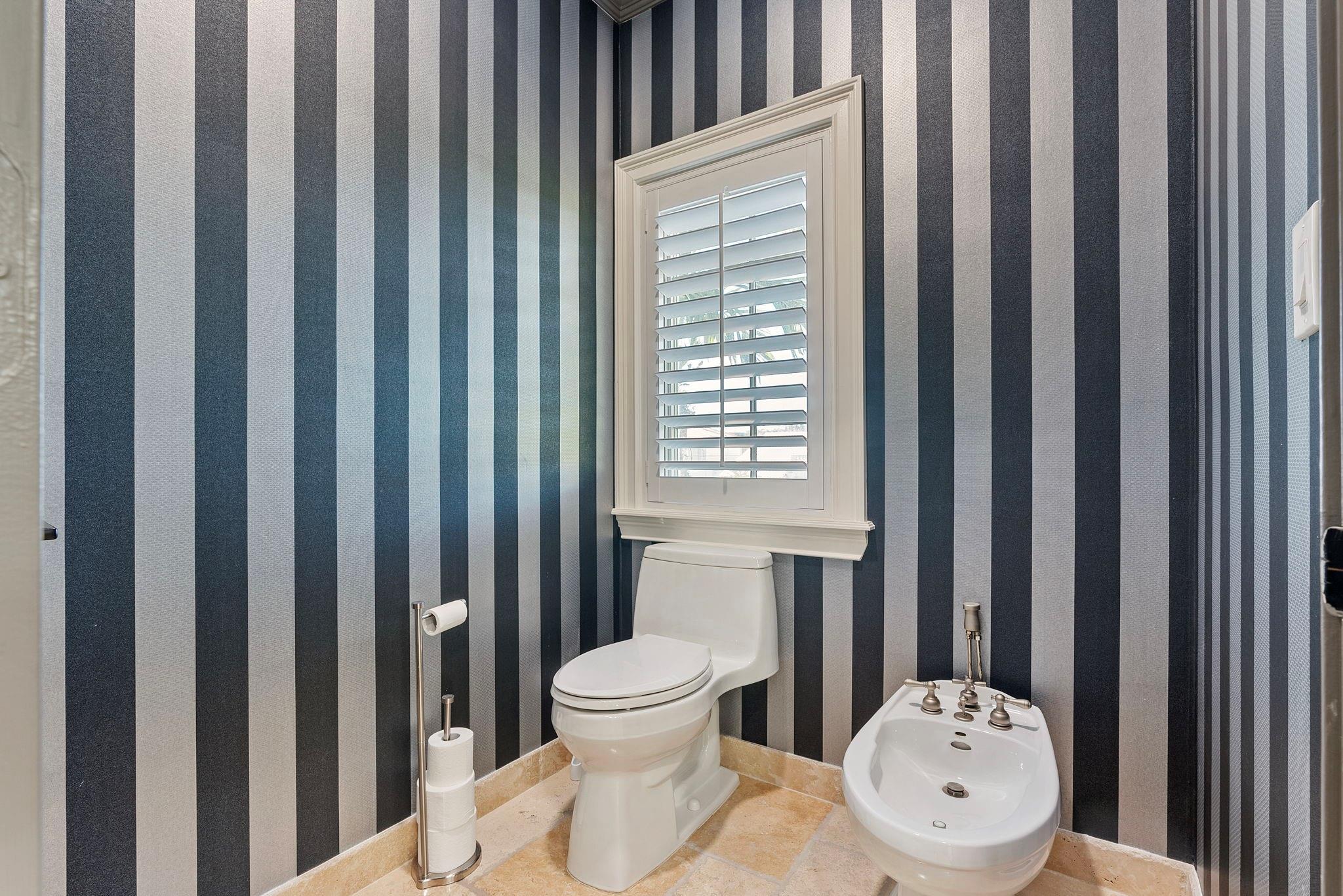 BARCELONA ISLE - Residential