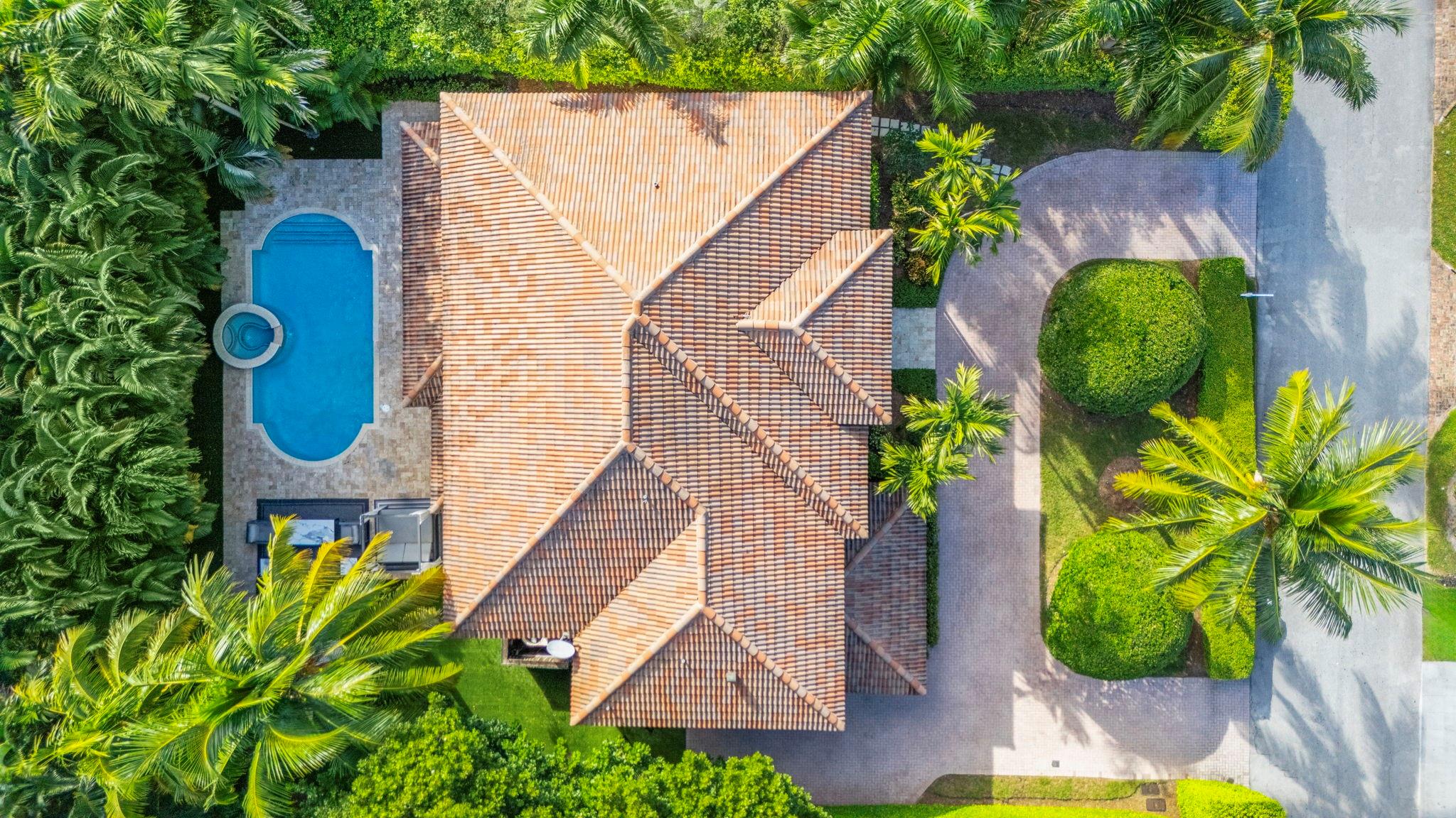 BARCELONA ISLE - Residential