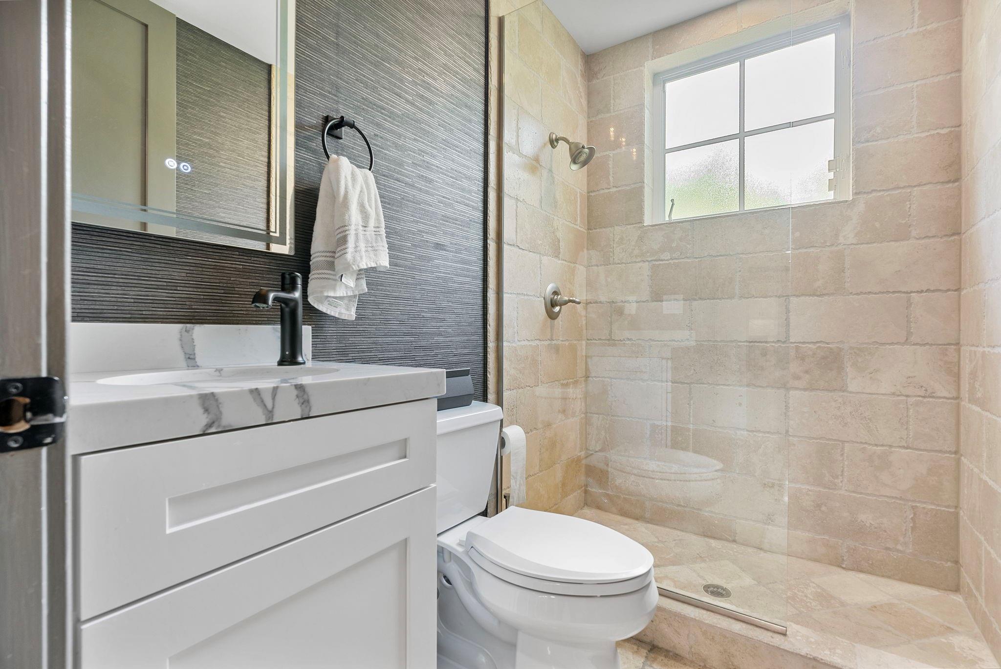 BARCELONA ISLE - Residential