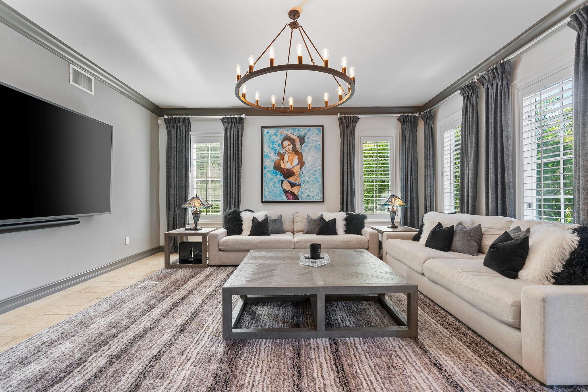 BARCELONA ISLE - Residential