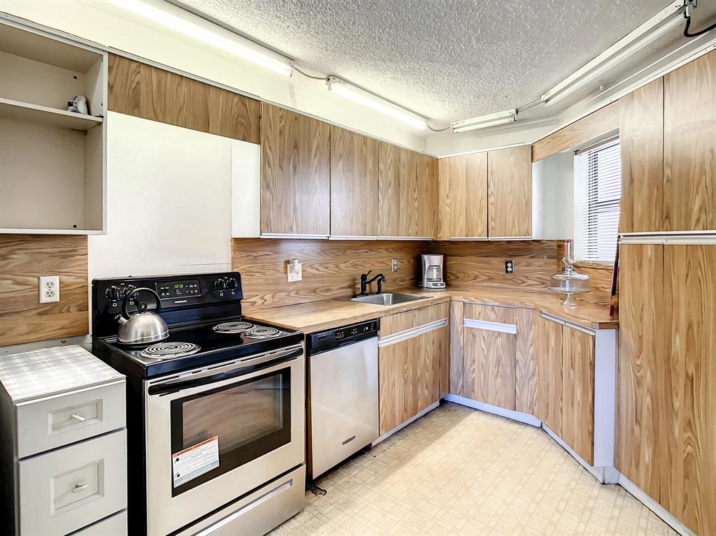 CAMINO REAL VILLAGE CONDO - Residential