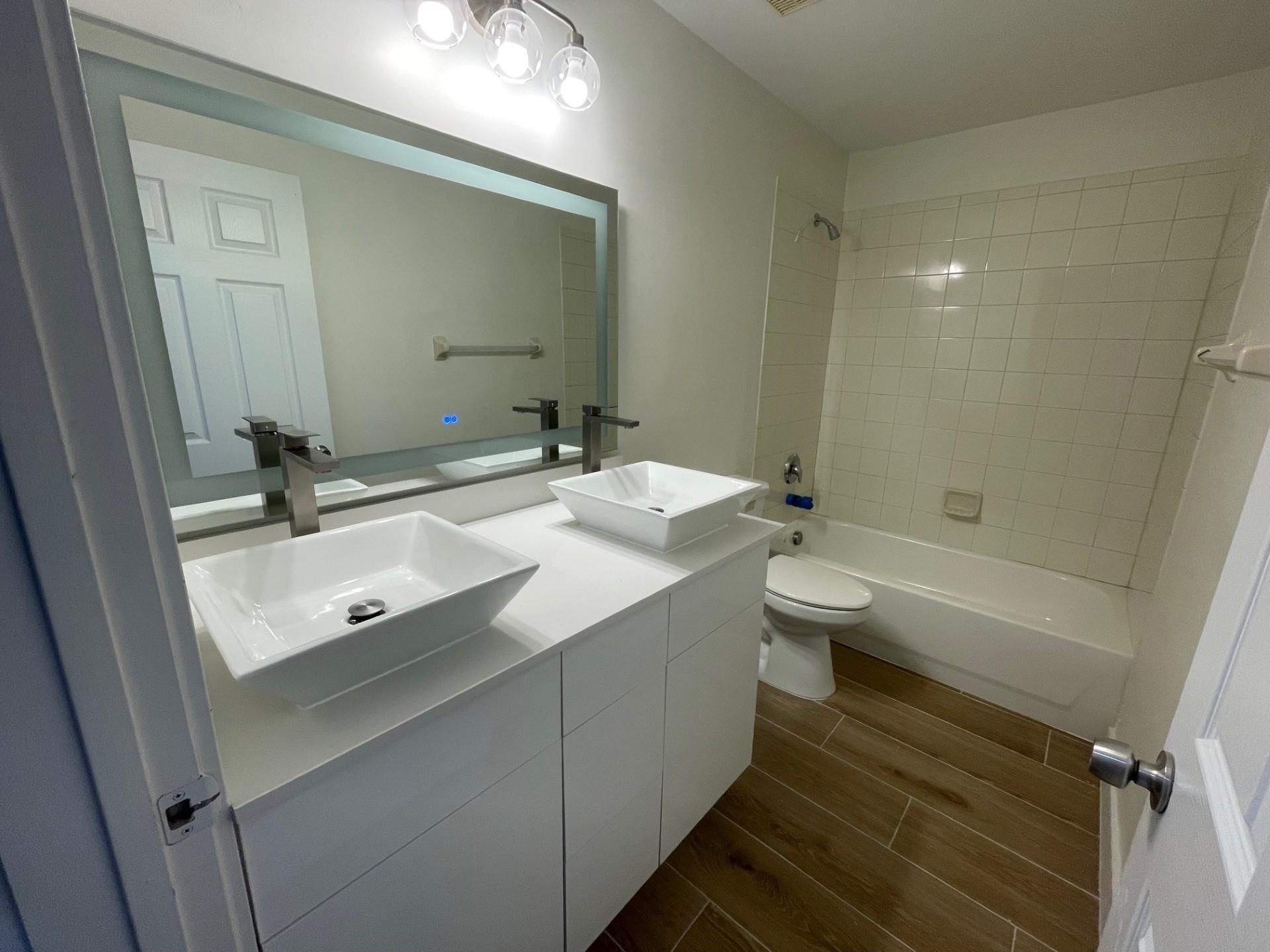 Silver Falls Pod B 173-18 - Residential Lease