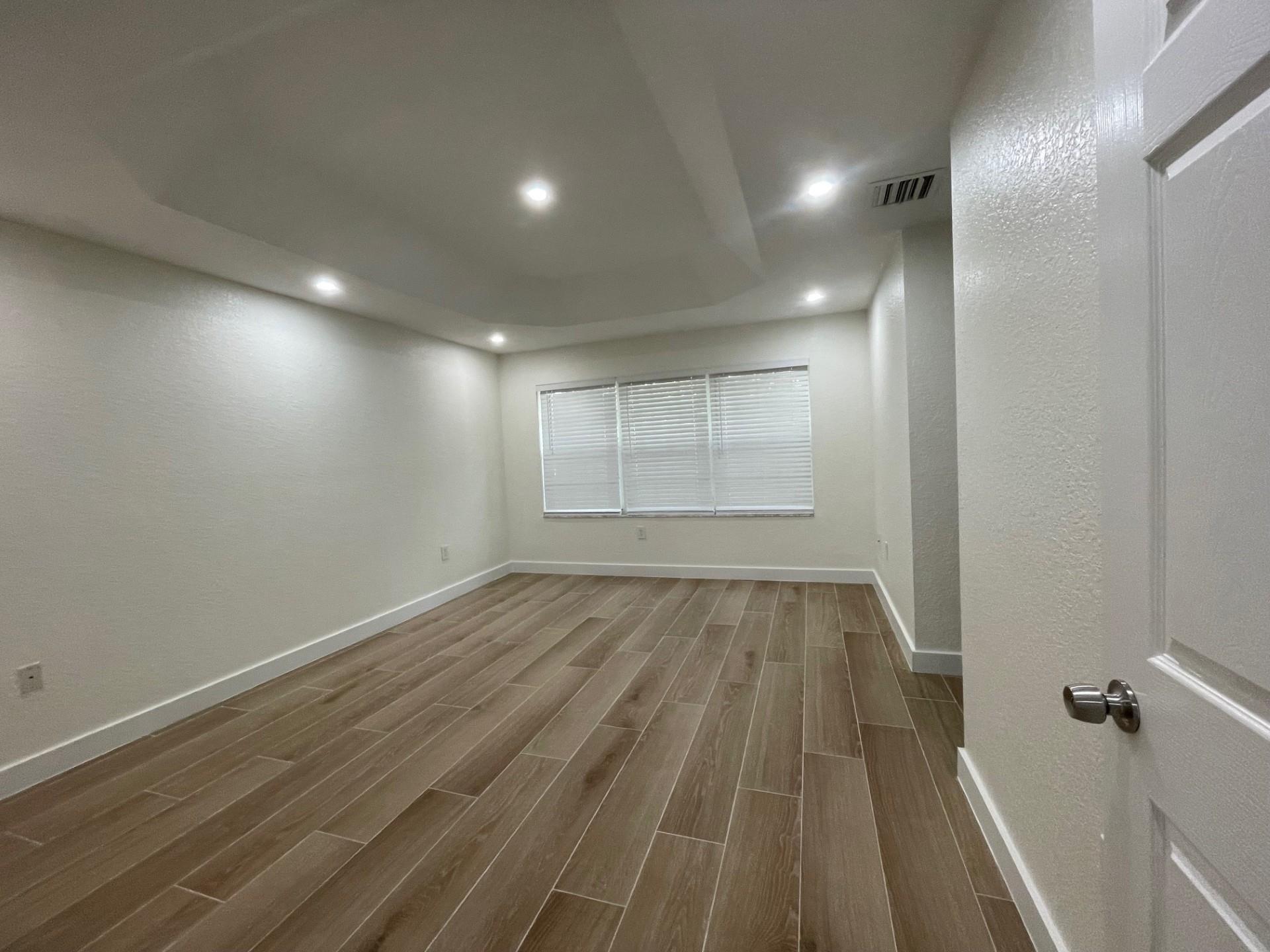 Silver Falls Pod B 173-18 - Residential Lease