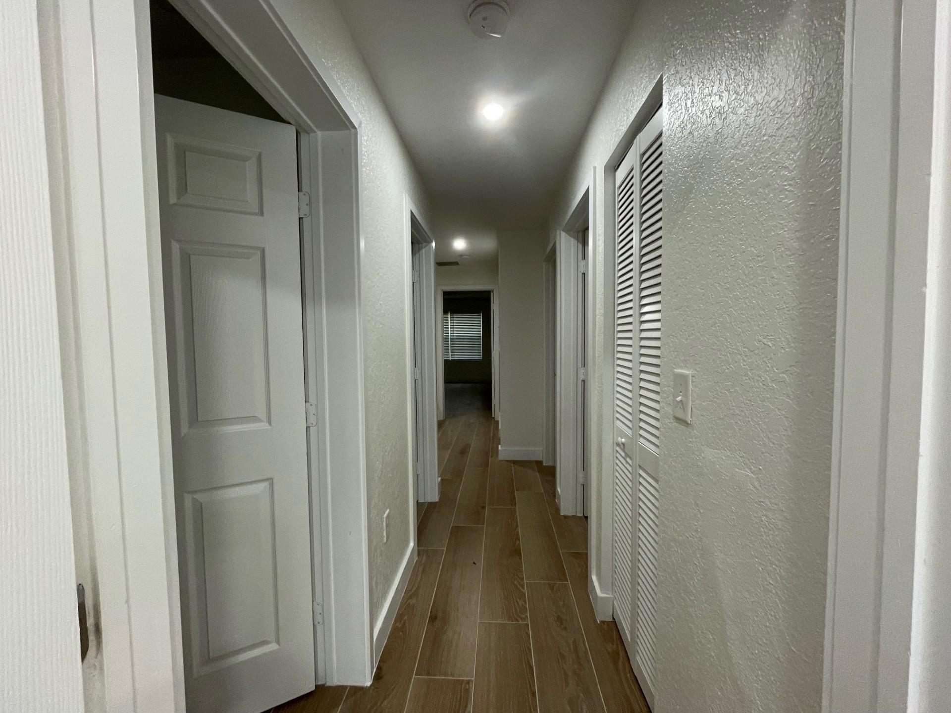 Silver Falls Pod B 173-18 - Residential Lease