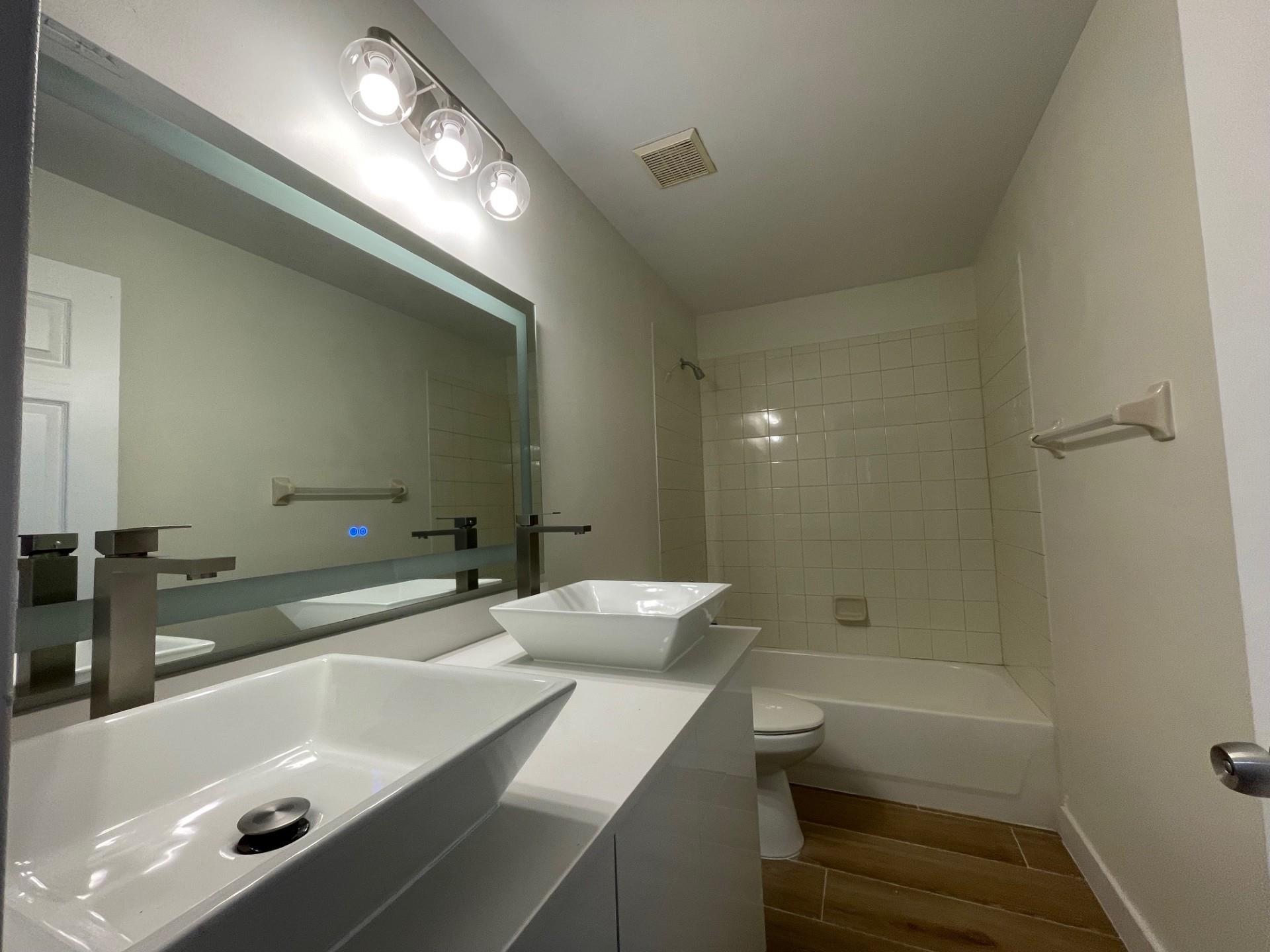 Silver Falls Pod B 173-18 - Residential Lease