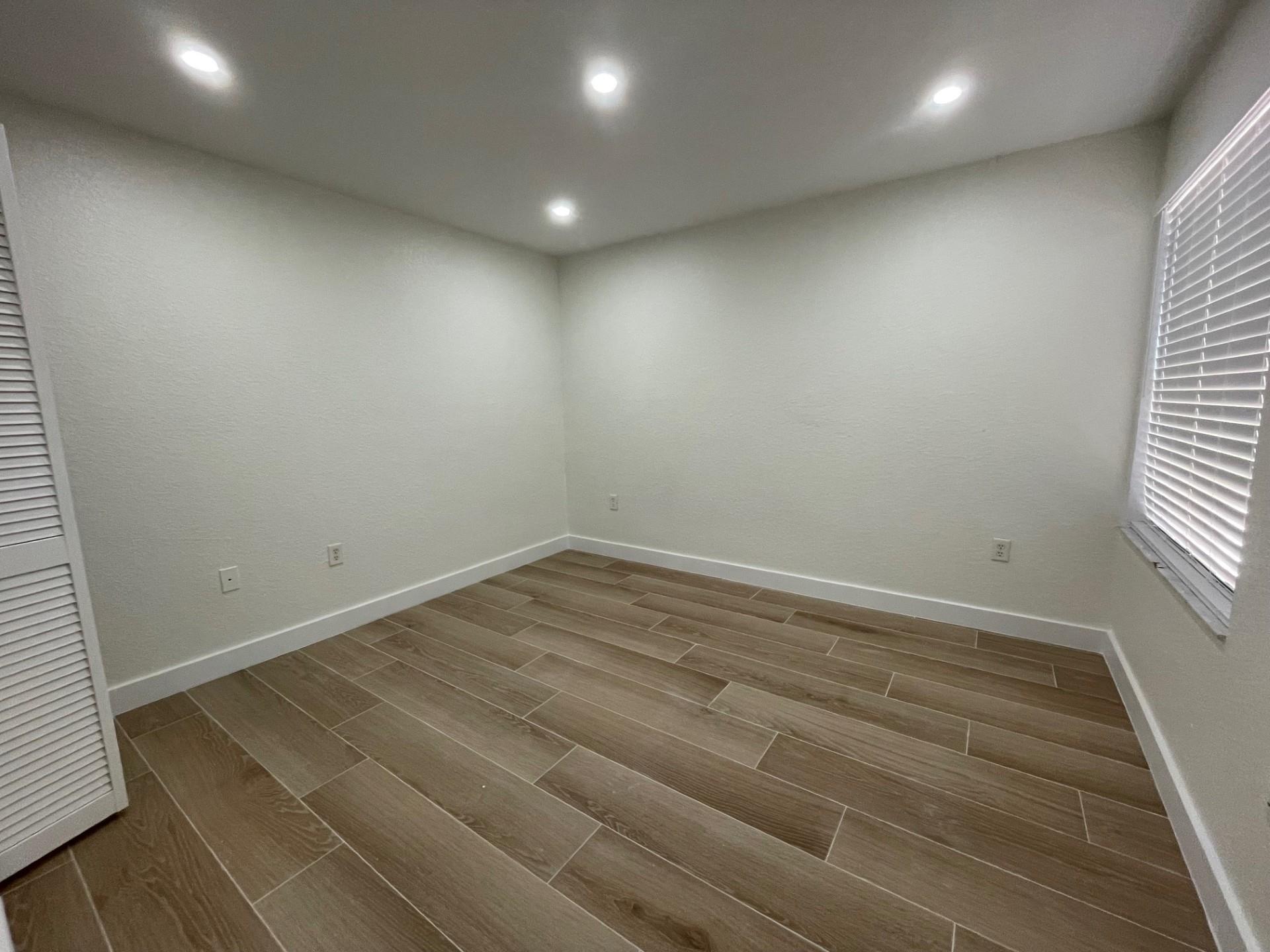 Silver Falls Pod B 173-18 - Residential Lease