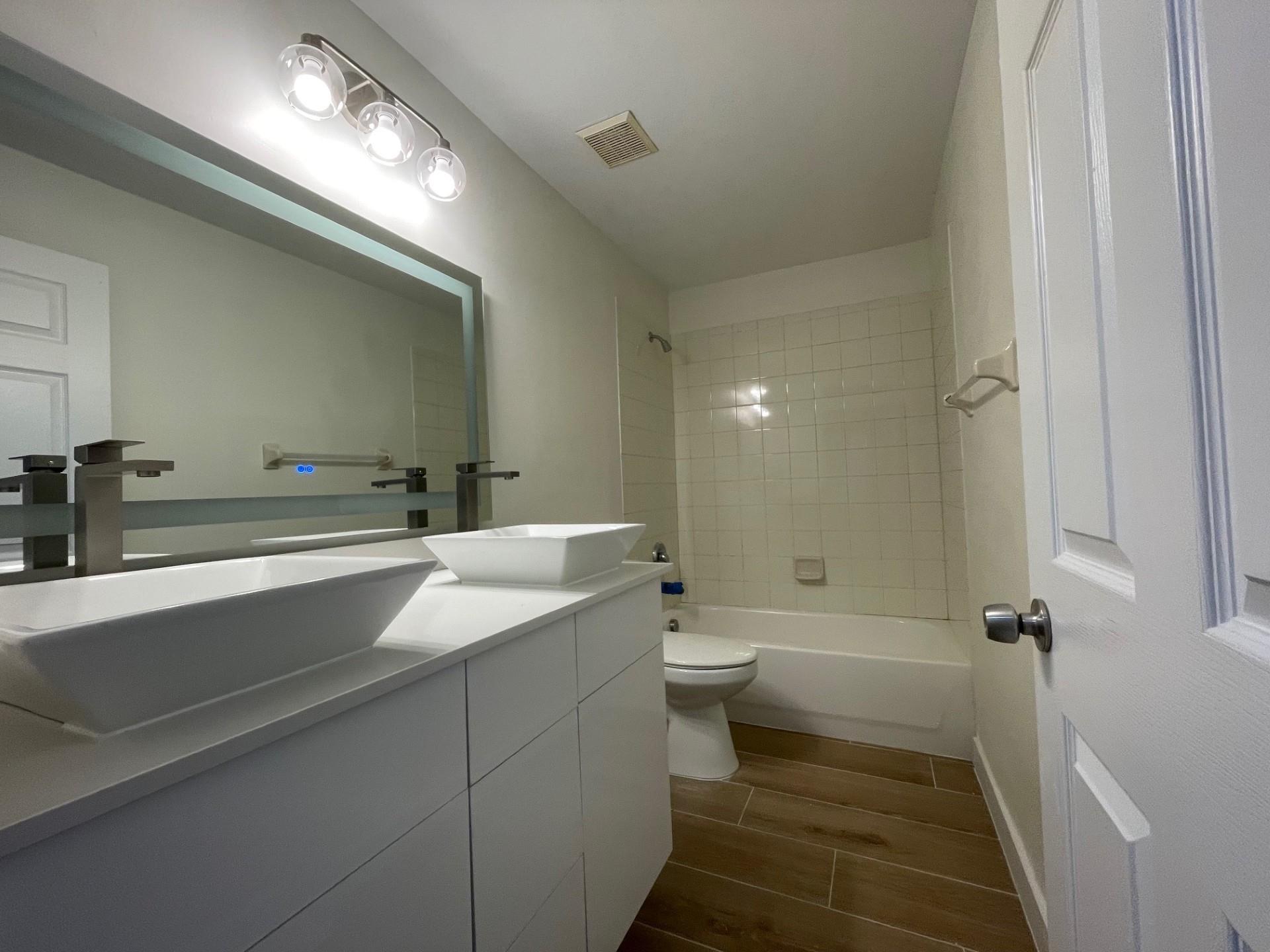 Silver Falls Pod B 173-18 - Residential Lease
